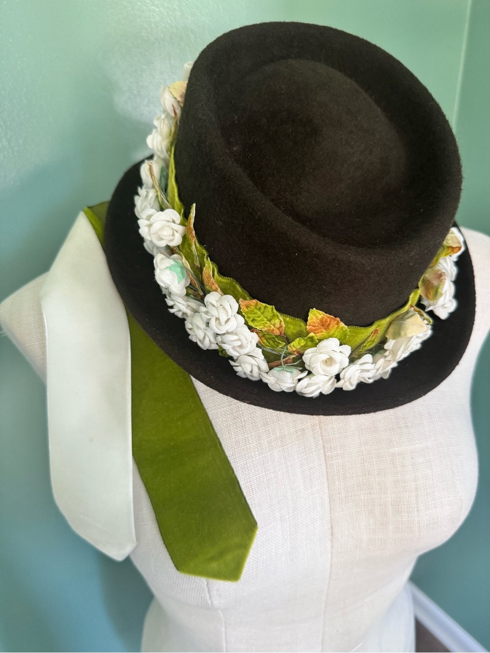 Vintage Mary Poppins Style Felt Hat with White Floral Trim and Green Sash